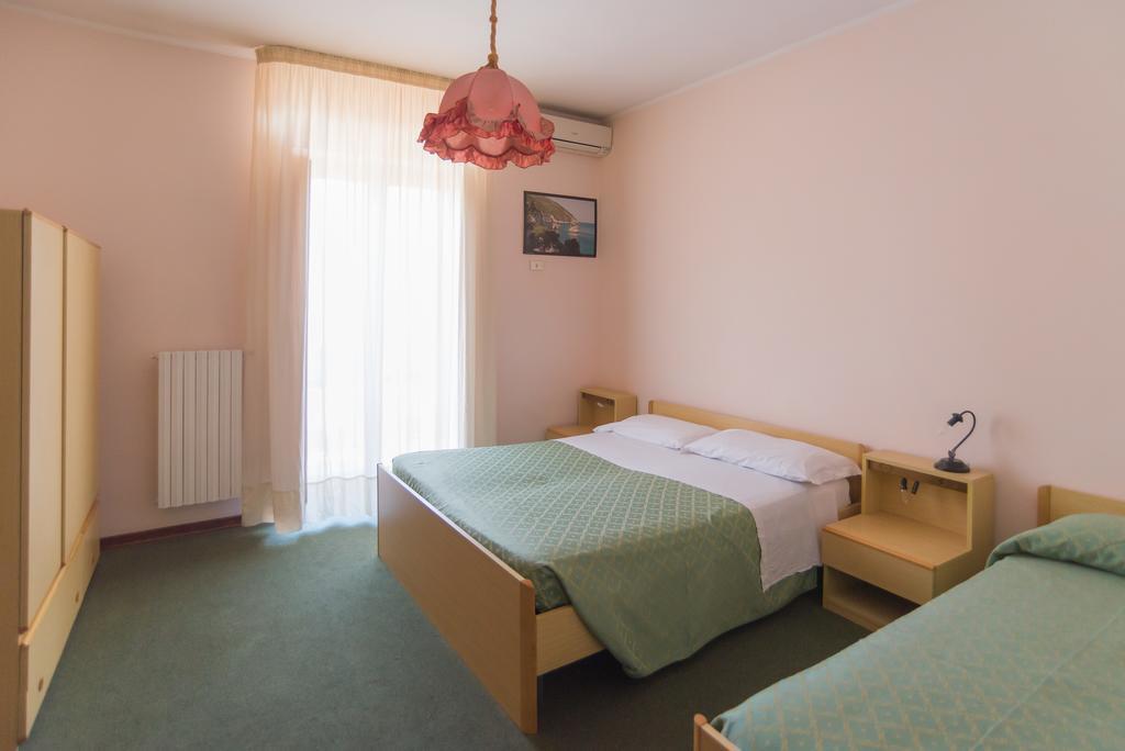 Hotel Alba Del Gargano Mattinata Exteriör bild